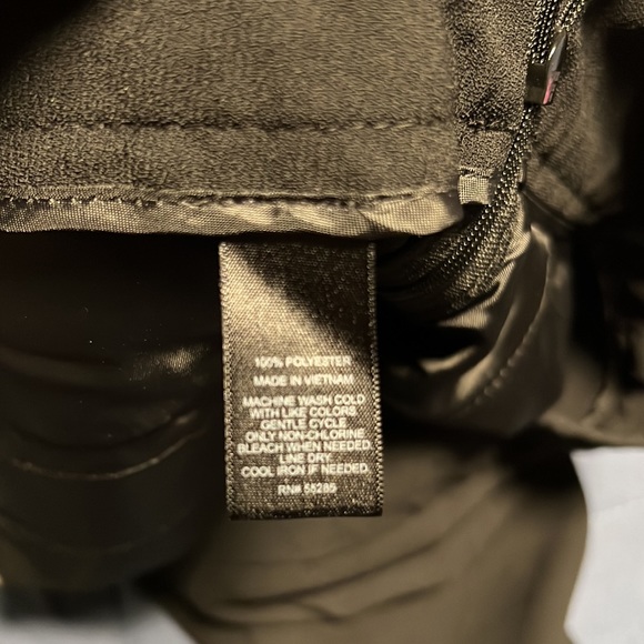 EXPRESS SHORTS - Picture 3 of 7